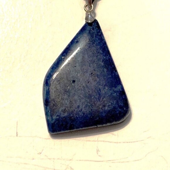 Lapis Lazuli Keychain – Wisdom, Truth & Inner Vision - Picture 4 of 7